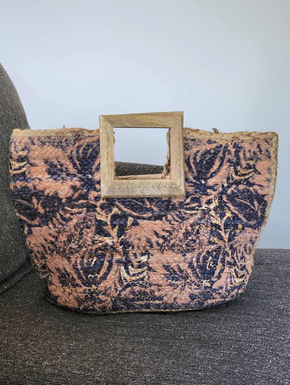 🆕️ 🏝Twig & Arrow🏝 - Woven Beach Tote Bag - Picture 3 of 16